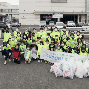 Holding “SpoGOMI” Trash Collection Sports Events